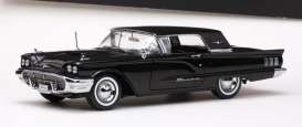 Ford  - 1960 raven black - 1:18 - SunStar - 4304 - sun4304 | The Diecast Company