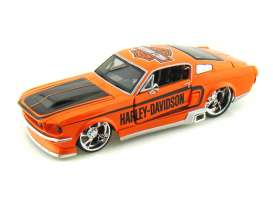 Ford  - 1967 orange/black - 1:24 - Maisto - 32168o - mai32168o | The Diecast Company
