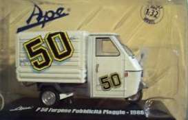 Piaggio  - 1986 white - 1:32 - Magazine Models - ApP50fur - MagApP50fur | The Diecast Company