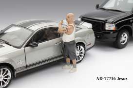 Figures  - 2011 white/grey - 1:18 - American Diorama - 77717 - AD77717 | The Diecast Company