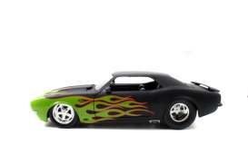 Chevrolet  - 1968 mat black/green flames - 1:18 - Jada Toys - 96323gn - jada96323gn | The Diecast Company