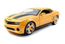 Chevrolet  - 2010 yellow/black - 1:18 - Jada Toys - 96382y - jada96382y | The Diecast Company