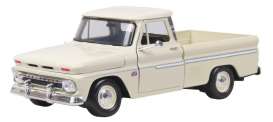 Chevrolet  - 1966 cream - 1:24 - Motor Max - 73355 - mmax73355cr | The Diecast Company