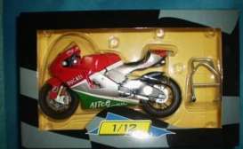 Ducati  - 2006 red/silver/green - 1:12 - IXO Models - AltaGX005Loris | The Diecast Company