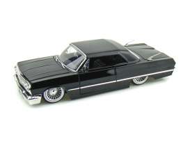 Chevrolet  - 1963 black - 1:24 - Jada Toys - 90375bk - jada90375bk | The Diecast Company