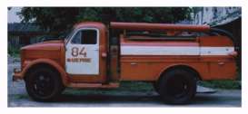GAZ  - 1951 red/white - 1:43 - Spark - dp105108 - spadp105108 | The Diecast Company