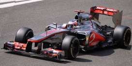 McLaren  - 2012 silver/red - 1:43 - Spark - s3046 - spas3046 | The Diecast Company