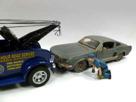 Figures  - 2012  - 1:24 - American Diorama - 23905 - AD23905 | The Diecast Company