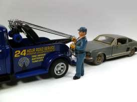 Figures  - 2012  - 1:24 - American Diorama - 23906 - AD23906 | The Diecast Company