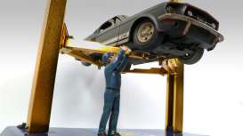 Figures  - 2012  - 1:24 - American Diorama - 23907 - AD23907 | The Diecast Company