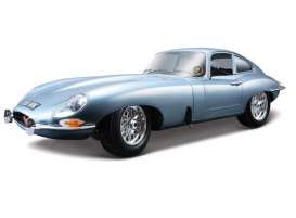 Jaguar  - 1961 blue - 1:18 - Bburago - 12044b - bura12044b | The Diecast Company