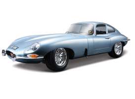 Jaguar  - 1961 blue - 1:18 - Bburago - 12044z - bura12044z | The Diecast Company
