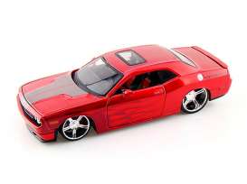 Dodge  - 2008 red - 1:24 - Maisto - 31327r - mai31327r | The Diecast Company