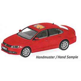 Volkswagen  - 2010 red - 1:43 - Minichamps - 400059001 - mc400059001 | The Diecast Company
