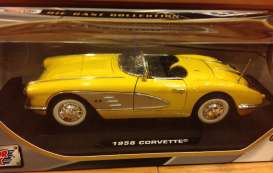 Chevrolet  - 1958 yellow - 1:18 - Motor Max - 73109y - mmax73109y | The Diecast Company