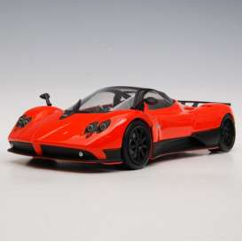Pagani  - 2008 orange - 1:18 - Motor Max - 79159o - mmax79159o | The Diecast Company