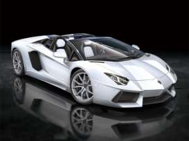 Lamborghini  - Aventador LP700-4 Roadster 2012  - 1:24 - Aoshima - 05866 - abk05866 | The Diecast Company
