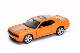 Dodge  - 2013 orange - 1:24 - Welly - 24049o - welly24049o | The Diecast Company