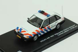 Volvo  - 1992 white/blue/orange - 1:43 - Triple9 Collection - 43061 - T9-43061 | The Diecast Company