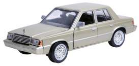 Dodge  - 1982 champagne - 1:24 - Motor Max - 73335ch - mmax73335ch | The Diecast Company