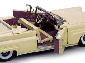 Lincoln  - 1958 champagne-yellow - 1:18 - SunStar - 4705 - sun4705 | The Diecast Company
