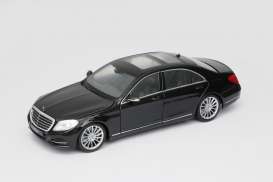 Mercedes Benz  - 2015 black - 1:24 - Welly - 24051bk - welly24051bk | The Diecast Company