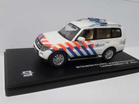 Mitsubishi  - 2010 white/blue/red - 1:43 - Triple9 Collection - 43072 - T9-43072 | The Diecast Company