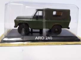 ARO  - 240 green - 1:43 - Magazine Models - lcAro240 - maglcAro240 | The Diecast Company