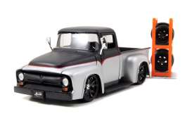 Ford  - 1956 black/silver - 1:24 - Jada Toys - 54027W8-4 - jada54027W8-4 | The Diecast Company
