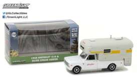 Chevrolet  - 1968 white/silver - 1:64 - GreenLight - 29865 - gl29865 | The Diecast Company