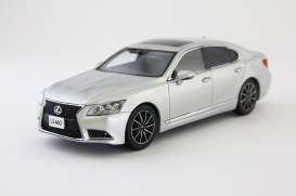 Lexus  - silver - 1:43 - Kyosho - 3659s - kyo3659s | The Diecast Company