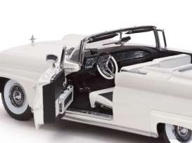 Lincoln  - Mark III Convertible *JFK* 1958 white - 1:18 - SunStar - 4707 - sun4707 | The Diecast Company