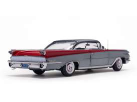 Oldsmobile  - 1959 silver mist/ cardinal red - 1:18 - SunStar - 5243 - sun5243 | The Diecast Company