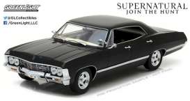 Chevrolet  - Impala Sport Sedan 1967 black - 1:24 - GreenLight - 84032 - gl84032 | The Diecast Company