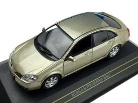 Nissan  - 2001 gold - 1:43 - First 43 - F43-050 | The Diecast Company