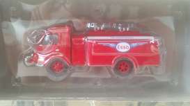 Renault  - red - 1:43 - Magazine Models - TRUgalion - magTRUgalion | The Diecast Company