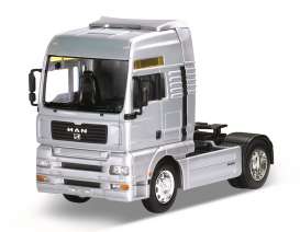 MAN  - silver - 1:32 - Welly - 32640s - welly32640s | The Diecast Company