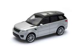 Range Rover  - silver/black - 1:34 - Welly - 43698Ws - welly43698Ws | The Diecast Company