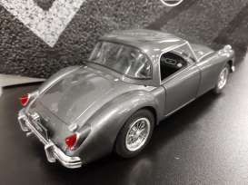 MG  - 1957 steel grey - 1:18 - Triple9 Collection - 1800161 - T9-1800161 | The Diecast Company