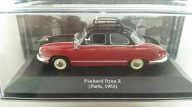 Panhard  - 1953 red/black - 1:43 - Magazine Models - TXpanhard - magTXpanhard | The Diecast Company