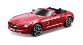 Mercedes Benz  - red - 1:43 - Bburago - 30241r - bura30241r | The Diecast Company