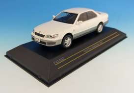 Toyota  - Windam 1991 white - 1:43 - First 43 - F43-052 | The Diecast Company