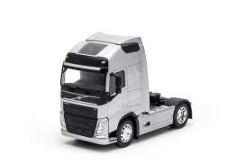 Volvo  - FH 2-axle 2016 silver - 1:32 - Welly - 32690Ss - welly32690Ss | The Diecast Company