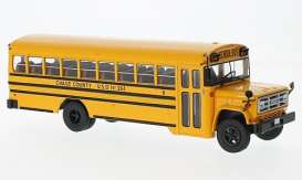 GMC  - 1990 yellow - 1:43 - IXO Models - BUS004 - ixBUS004 | The Diecast Company