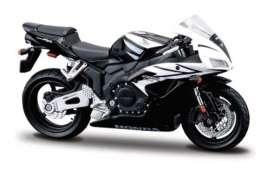 Honda  - black - 1:18 - Maisto - 07082B - mai07082B | The Diecast Company