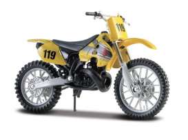 Suzuki  - yellow - 1:18 - Maisto - 349y - mai349y | The Diecast Company