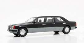 Mercedes Benz  - 1990 black - 1:18 - Cult Models - CML012-1 | The Diecast Company