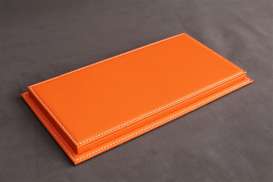 Accessoires diorama - leather orange - 1:12 - Atlantic - 10104 - atl10104 | The Diecast Company