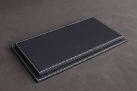 Accessoires diorama - leather anthracite - 1:43 - Atlantic - 10135 - atl10135 | The Diecast Company
