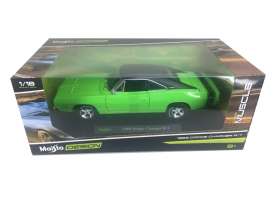 Dodge  - Charger R/T 1969 green/black - 1:18 - Maisto - 32612 - mai32612gn | The Diecast Company